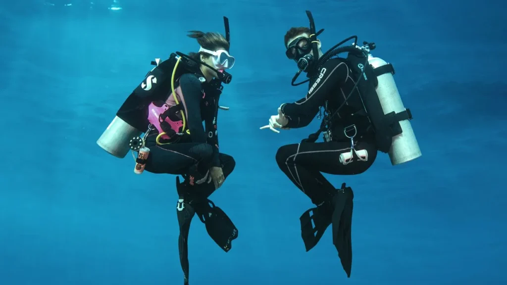 PADI Peak Performance Buoyancy kursus på Fyn